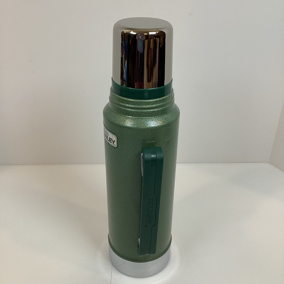 Stanley Aladdin Green Vacuum Bottle Thermos A-944DH Quart Vintage - Made in USA - Picture 2 of 9
